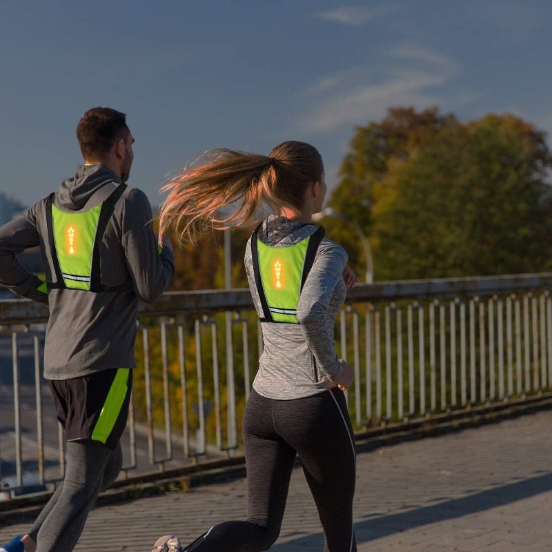 LED Remote Control Safety Vest - огляд і ціна Running Visibility Gear